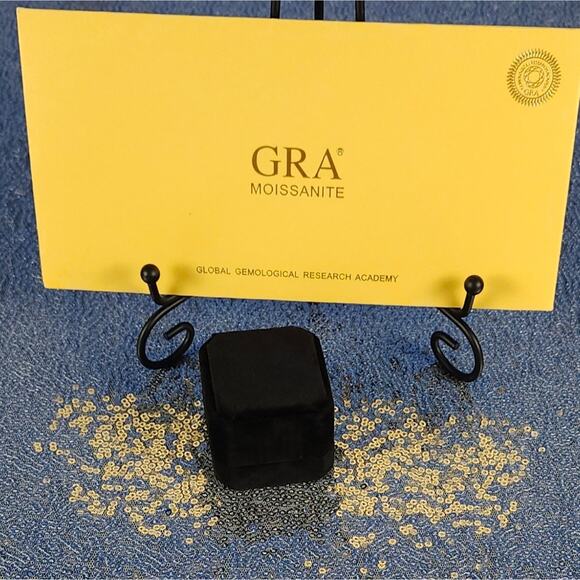 BLACK FRIDAY SALE - Christmas tree pendant necklace GRA Cert. .5 wht gold Plate - Picture 10 of 10